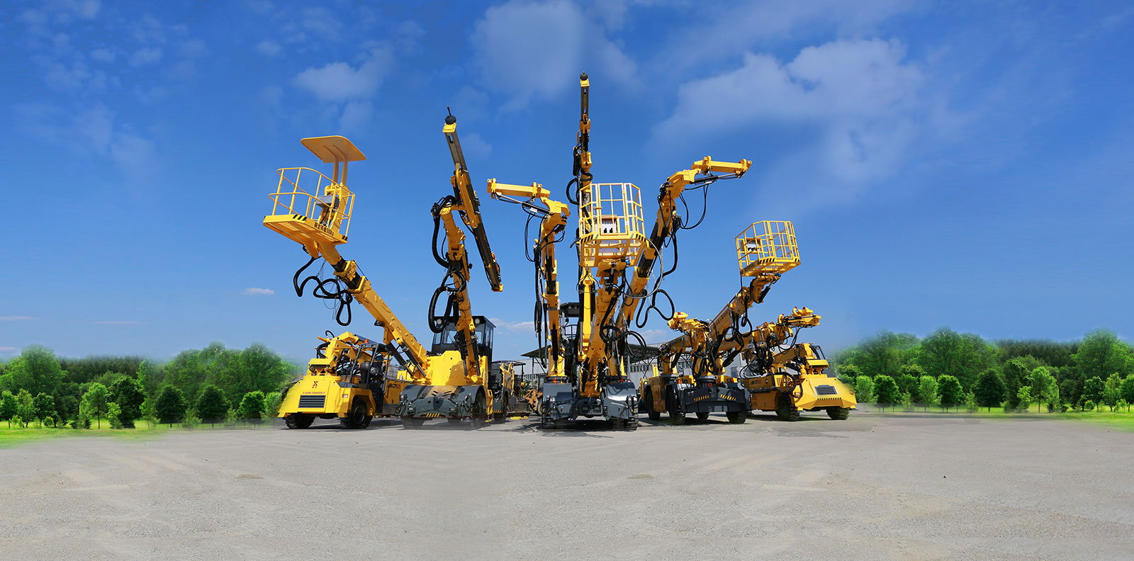 專業、專（zhuān）注、創新、創造、智能、高效